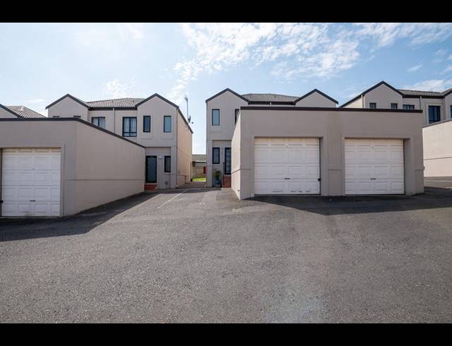2 BEDROOM DUPLEX FOR SALE IN NORMANDIE